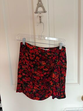 Astr Red Floral Print Mini Skirt